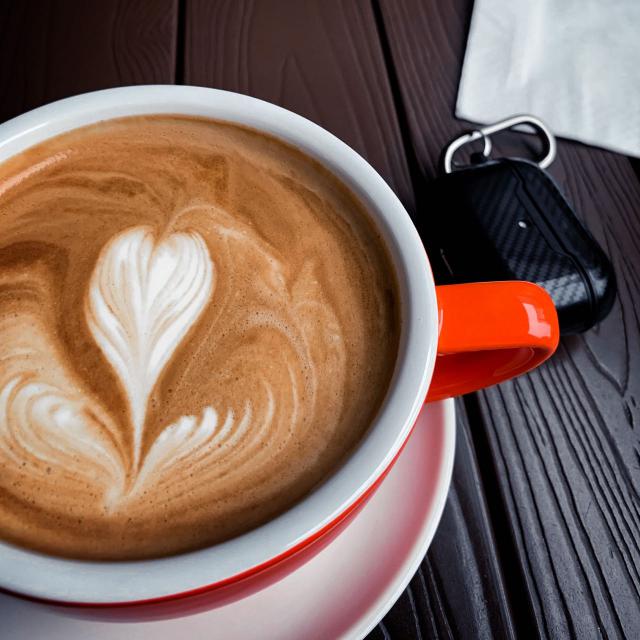 员工随笔｜等，，，，，，一杯咖啡