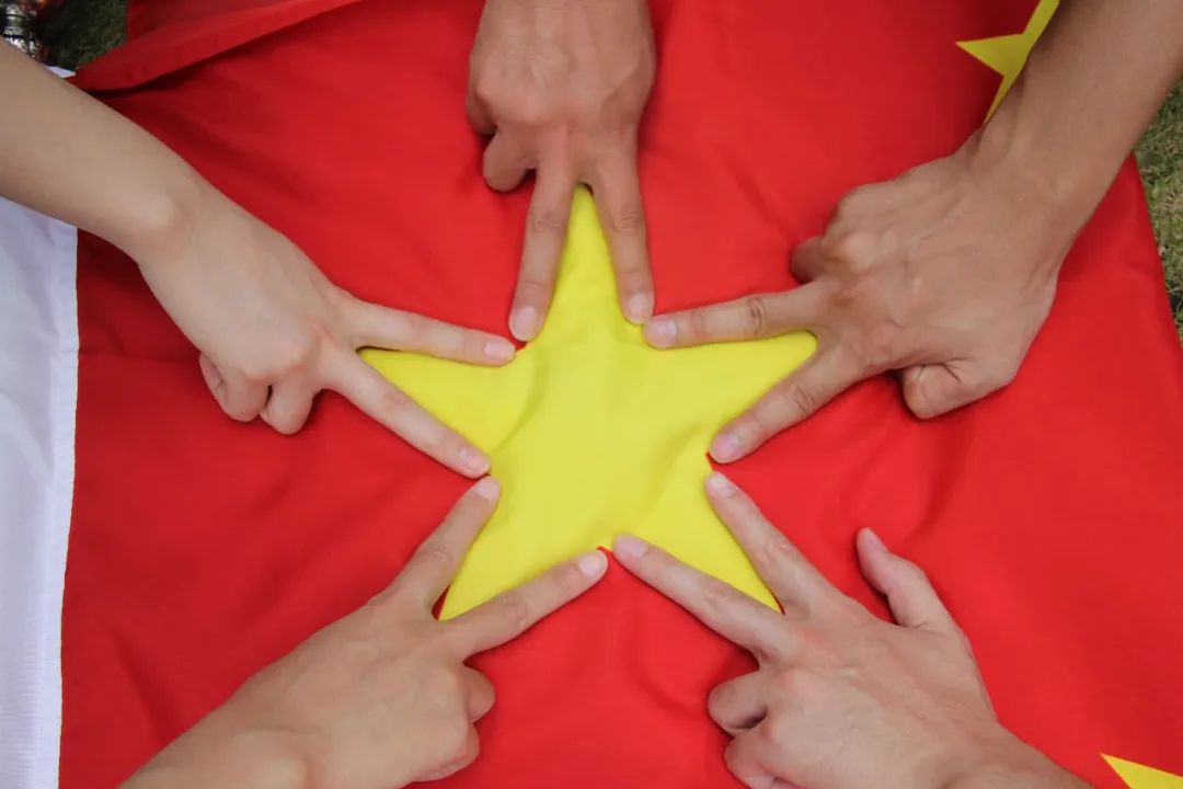 必发12周年征文丨二等奖《立功新时代 必发书青春》