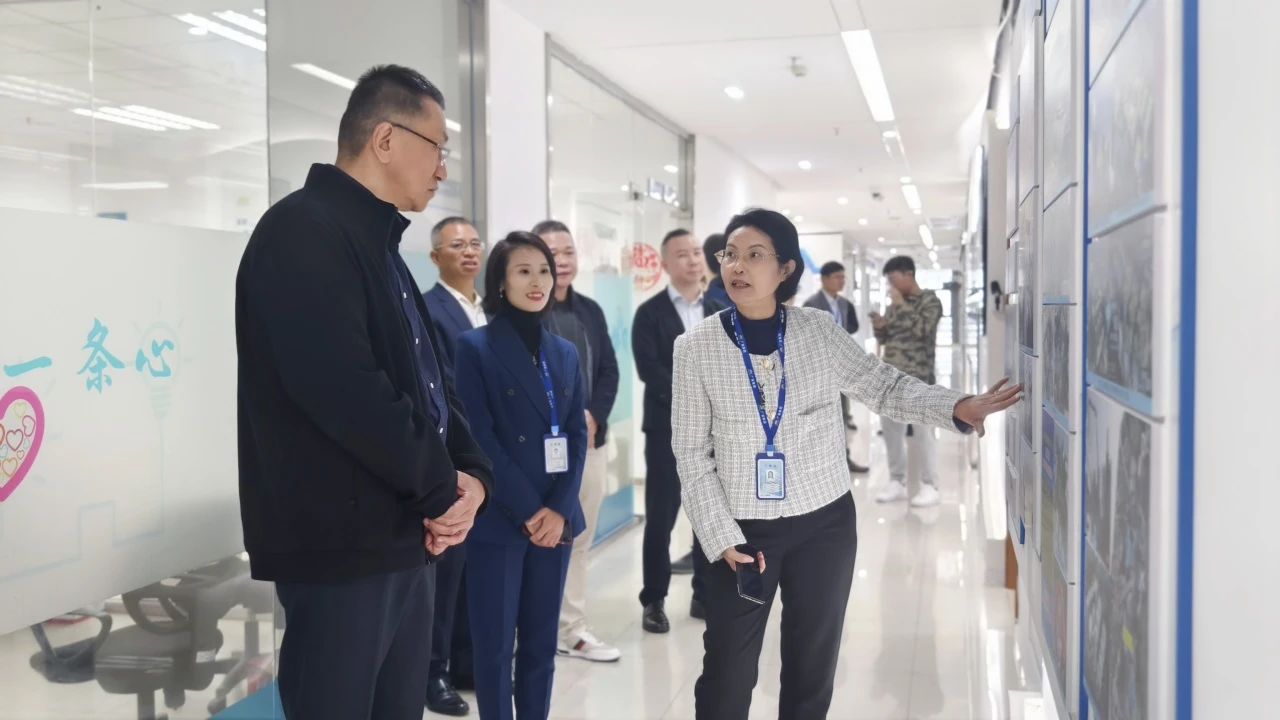 必发集团｜东菽愿铣墙值赖痴代表团来访，，，，，，调研数字化转型与智能化生长